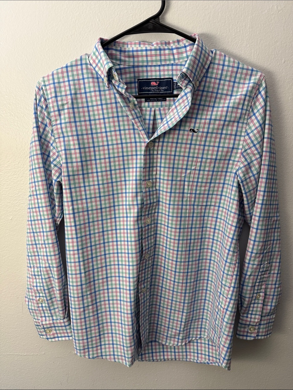 Vineyard Vines Boy’s Plaid Button-Down Shirt. Size: M (12-14)